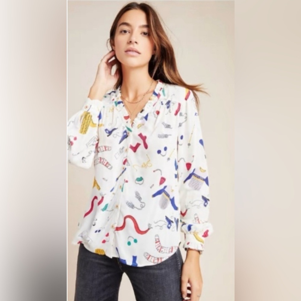 Maeve Anthropologie Snow Day Themed Button Up Top Size 8